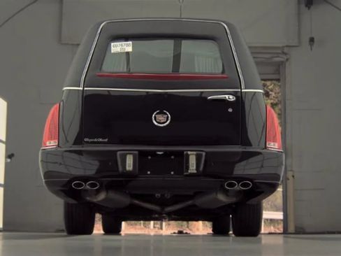 Used 2011 Cadillac DTS Hearse FWD image 4