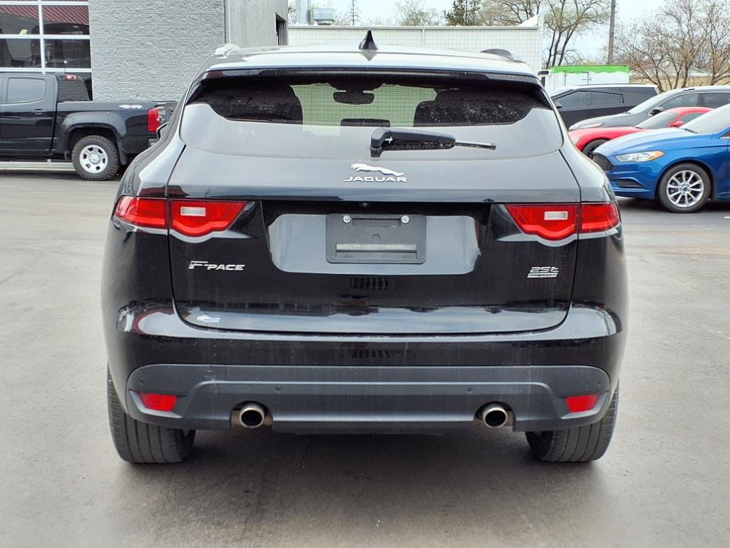 Used 2019 Jaguar F-PACE R-Sport AWD/4WD image 4