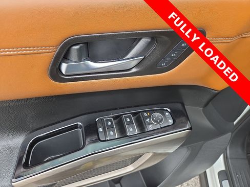 Used 2023 Nissan Pathfinder Platinum w/ Cargo Package image 16