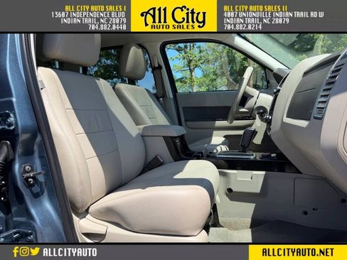 Used 2010 Ford Escape Limited AWD/4WD image 11