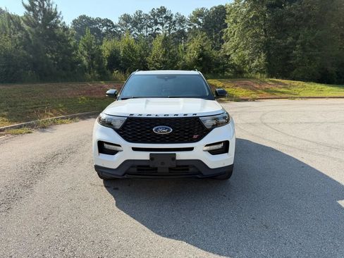 Used 2020 Ford Explorer ST w/ Premium Technology Package AWD/4WD image 4