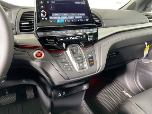 New 2026 Honda Odyssey Sport-L image 25