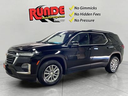 Used 2023 Chevrolet Traverse LT