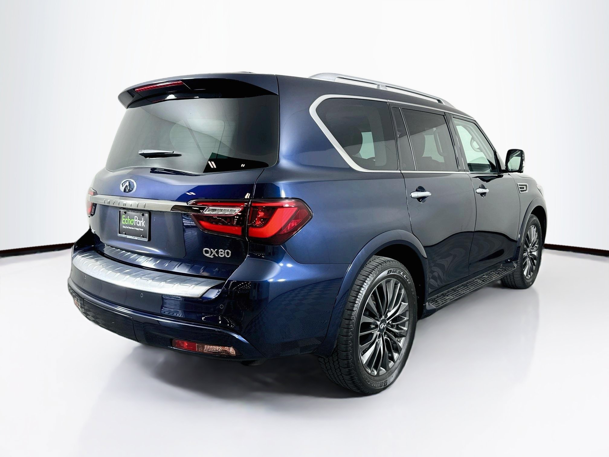 Used 2023 INFINITI QX80 Premium Select w/ Cargo Package AWD/4WD image 9