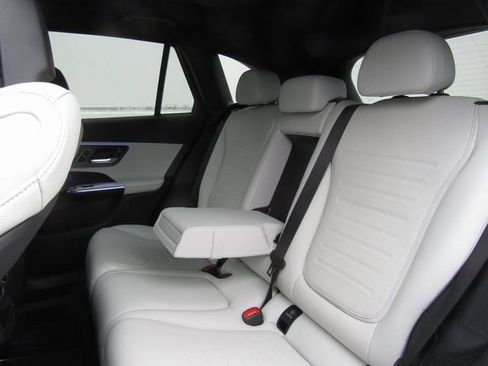 New 2026 Mercedes-Benz GLC 300 4MATIC image 16