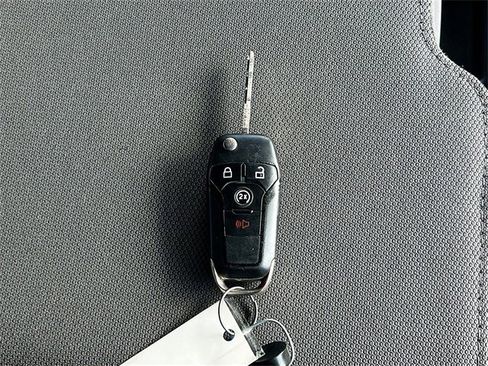 Used 2017 Ford F350 XLT w/ XLT Premium Package image 31