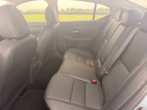 Certified 2025 Nissan Sentra SR w/ SR Premium Package FWD image 11