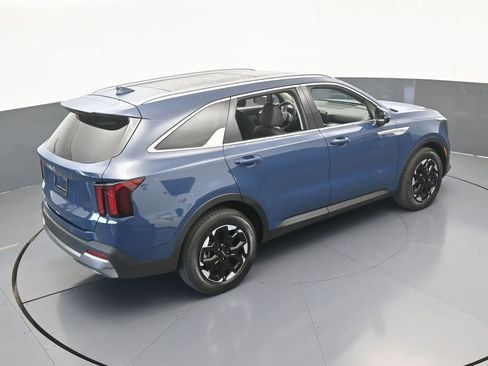 Used 2025 Kia Sorento S w/ Panoramic Sunroof Package image 52