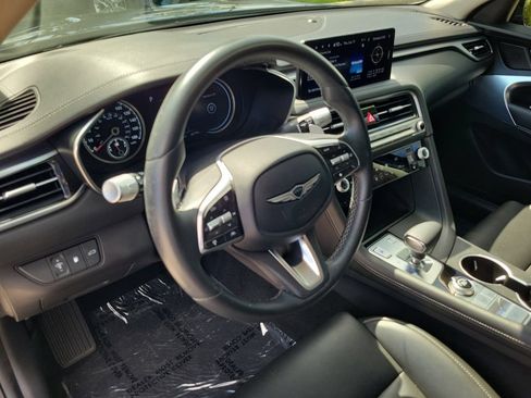 Certified 2025 Genesis G70 2.5T RWD image 17