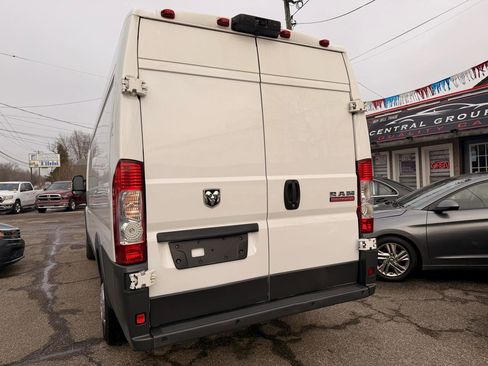 Used 2017 RAM ProMaster 3500 w/ Premium Appearance Group image 5