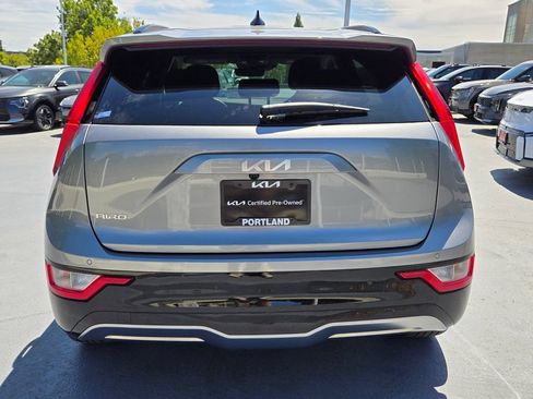 Used 2023 Kia Niro Wind FWD image 4