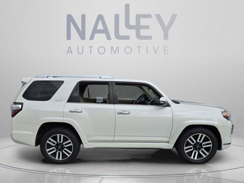 Used 2017 Toyota 4Runner Limited RWD image 5