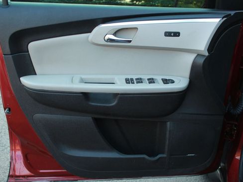Used 2011 Chevrolet Traverse LTZ w/ LPO, 'HIT The Road' Package AWD/4WD image 9