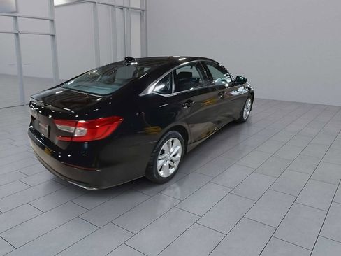 Used 2019 Honda Accord LX image 8