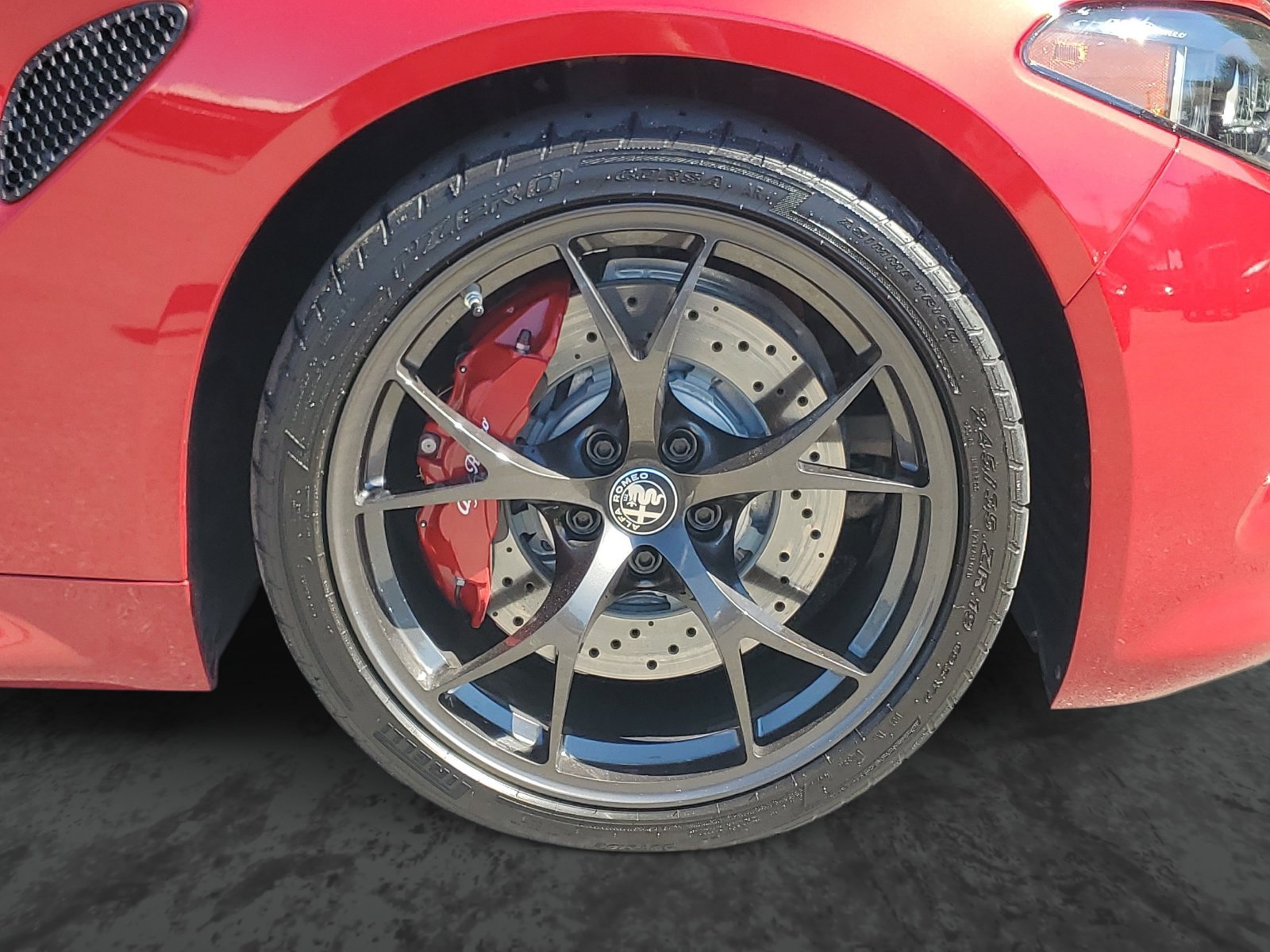 Used 2024 Alfa Romeo Giulia Quadrifoglio w/ Active Assist Plus Package RWD image 6
