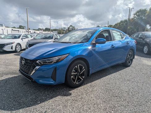 New 2025 Nissan Sentra SV image 7