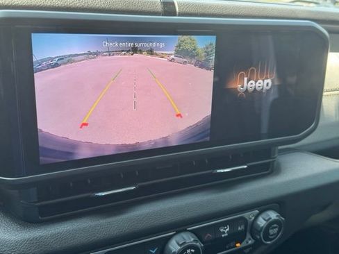 Certified 2025 Jeep Wrangler Sport AWD/4WD image 28