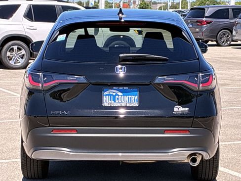 Certified 2026 Honda HR-V Sport image 5