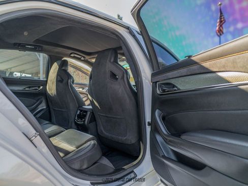 Used 2018 Cadillac CTS V w/ Luxury Package image 58