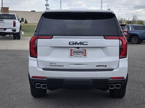 New 2026 GMC Yukon XL AT4 AWD/4WD image 42