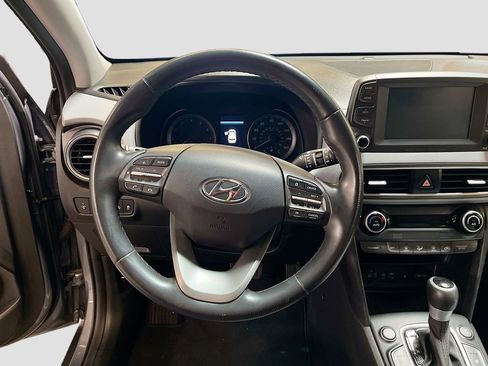 Used 2021 Hyundai Kona Limited w/ Cargo Package AWD/4WD image 11