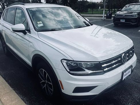 Used 2020 Volkswagen Tiguan SE FWD image 8