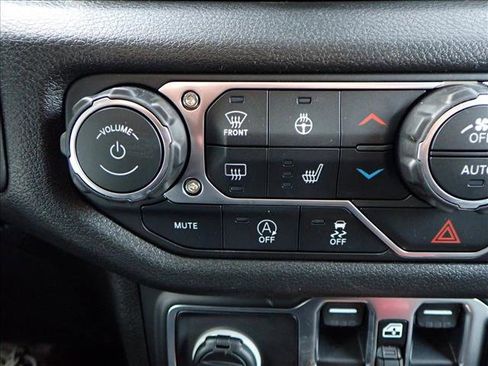 New 2026 Jeep Gladiator Sport image 16