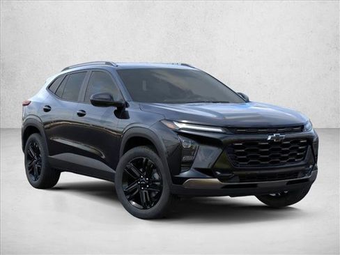 New 2026 Chevrolet Trax ACTIV w/ Driver Confidence Package image 2