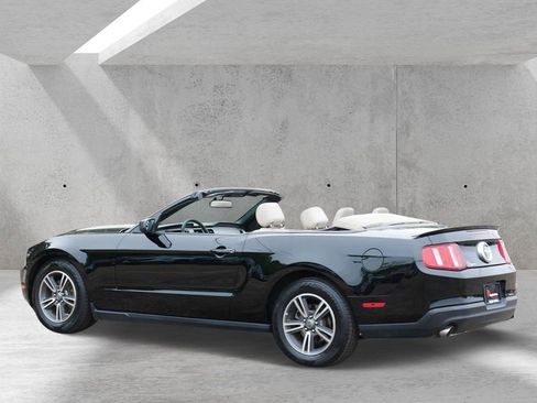Used 2012 Ford Mustang Premium RWD image 4