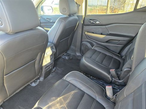 Used 2018 GMC Acadia Denali w/ Technology Package image 15