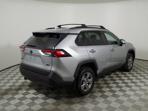 Used 2024 Toyota RAV4 XLE w/ Convenience Package image 7