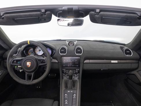 Certified 2025 Porsche 718 Boxster Spyder RS RWD image 20