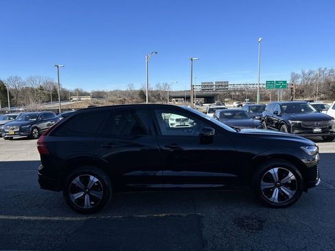 Certified 2025 Volvo XC60 T8 Core w/ Protection Package Premier image 9