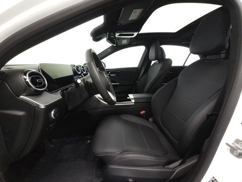 Certified 2026 Mercedes-Benz C 300 4MATIC Sedan image 7