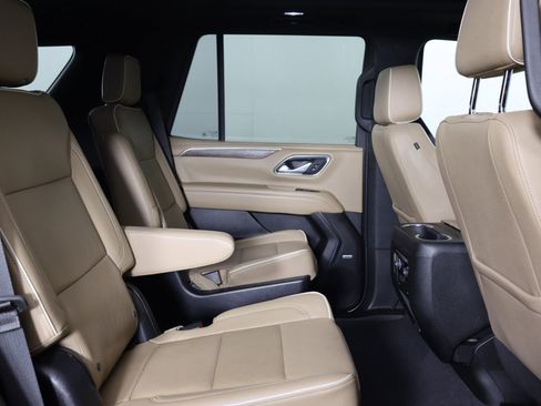 Used 2022 Chevrolet Tahoe Premier image 16