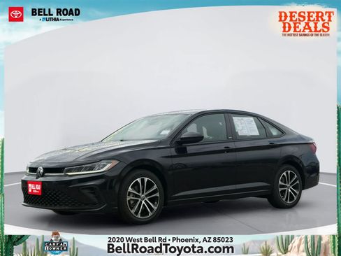 Used 2025 Volkswagen Jetta Sport FWD image 1