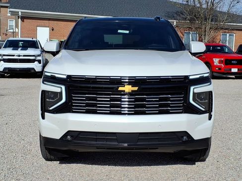 Used 2025 Chevrolet Tahoe High Country image 2