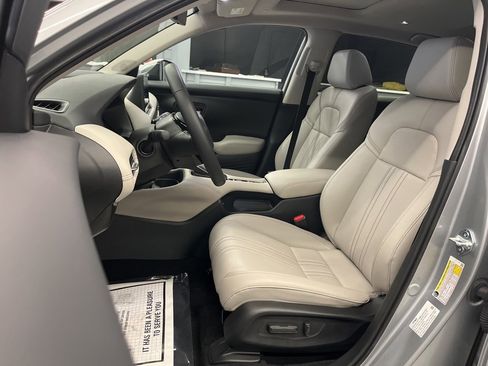 Used 2026 Honda HR-V EX-L image 11