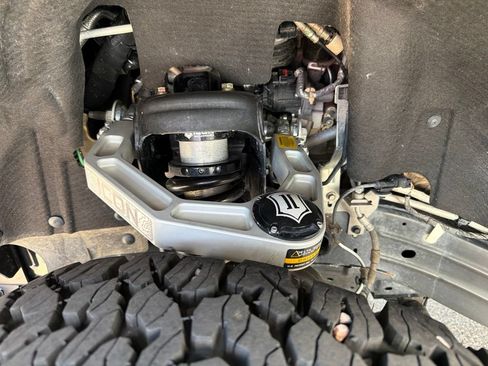 Used 2022 Ford Bronco Black Diamond AWD/4WD image 4