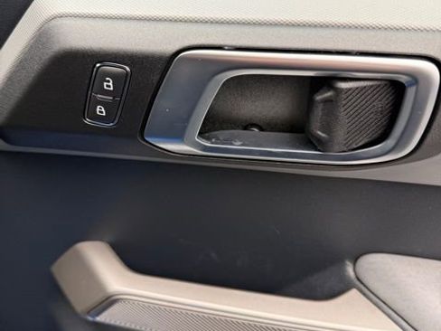 Used 2023 Ford Bronco Black Diamond AWD/4WD image 43