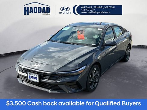 New 2025 Hyundai Elantra Limited w/ Cargo Package image 1