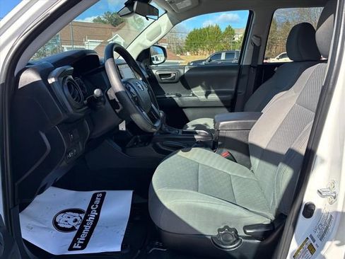 Used 2023 Toyota Tacoma SR image 9