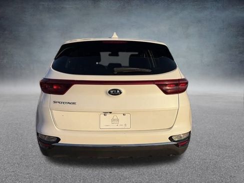 Used 2021 Kia Sportage LX image 6