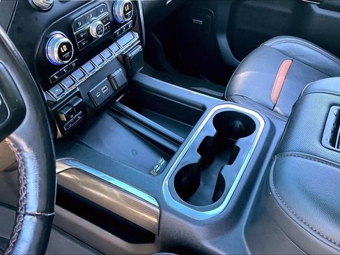 Used 2019 GMC Sierra 1500 AT4 w/ AT4 Premium Package image 15