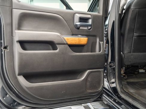 Used 2017 Chevrolet Silverado 2500 LTZ w/ Duramax Plus Package AWD/4WD image 33