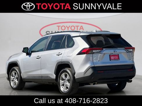 Certified 2022 Toyota RAV4 XLE w/ Convenience Package image 8