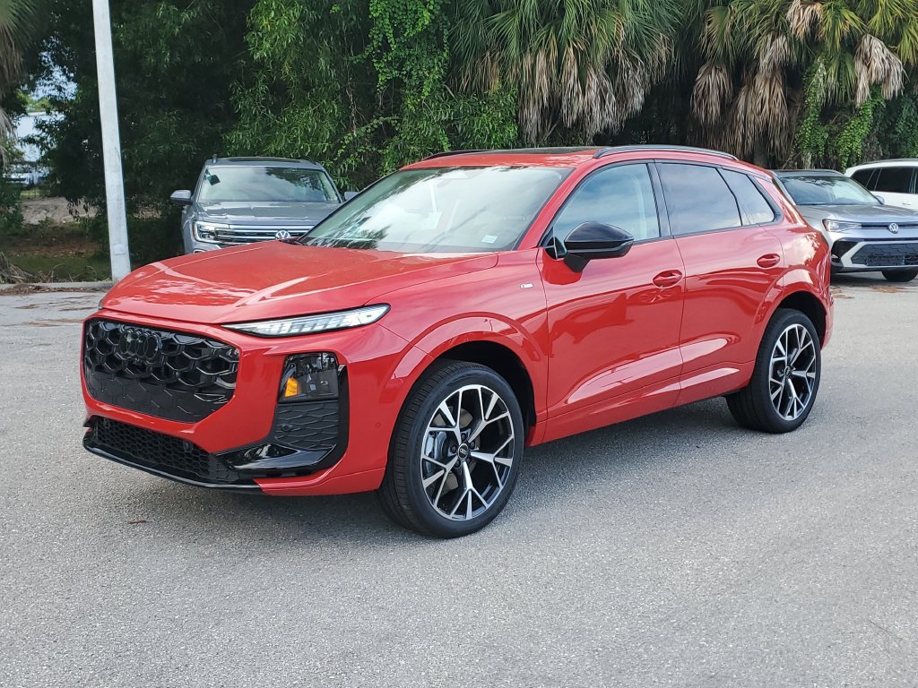 New 2026 Audi Q3 quattro 2.0T AWD/4WD image 9