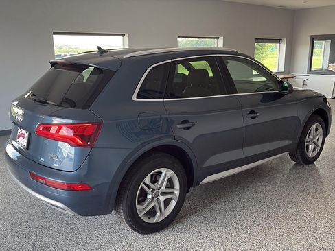 Used 2018 Audi Q5 2.0T Premium Plus w/ Premium Plus Package AWD/4WD image 4