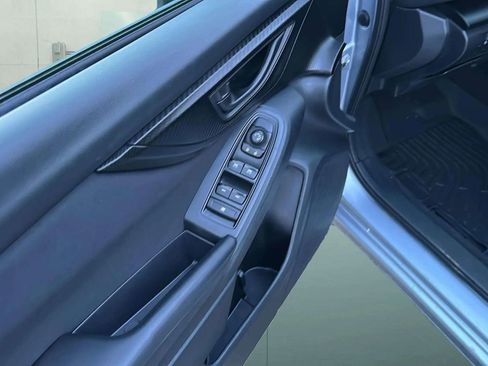 Used 2017 Subaru Impreza 2.0i Premium image 13