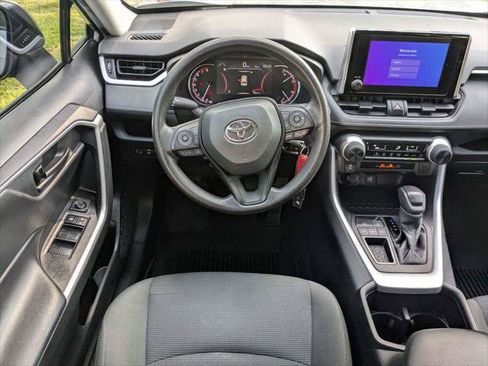 Certified 2023 Toyota RAV4 LE FWD image 17